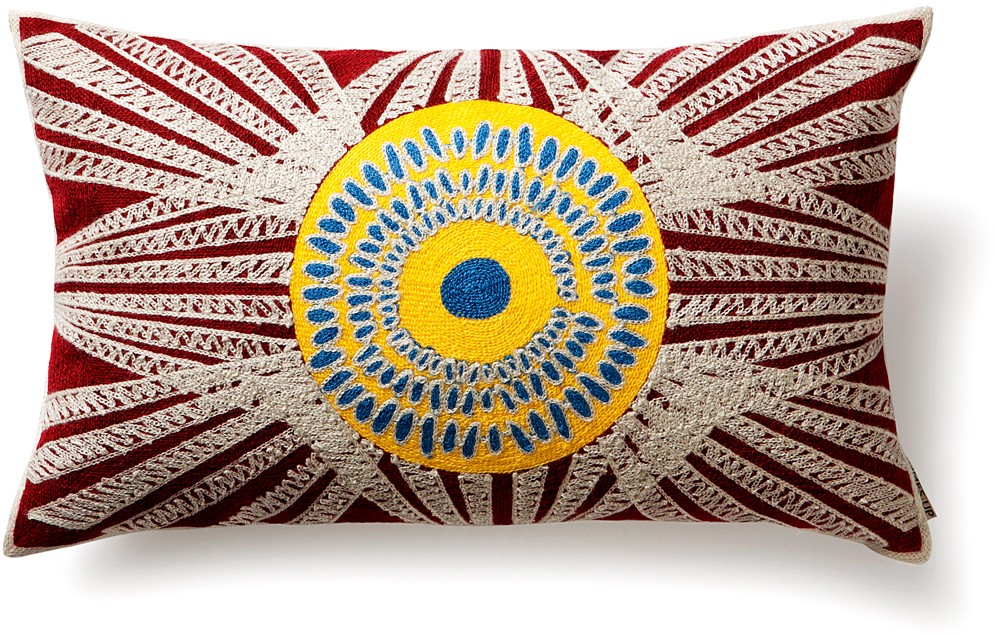 1-Coussin brodé en jute