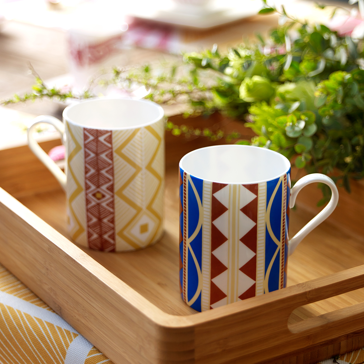 3-Mugs en porcelaine